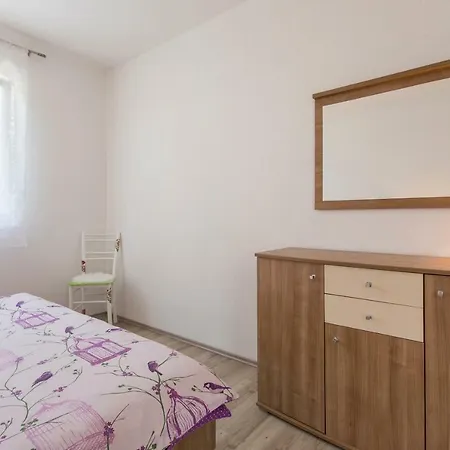 Apartment Neda